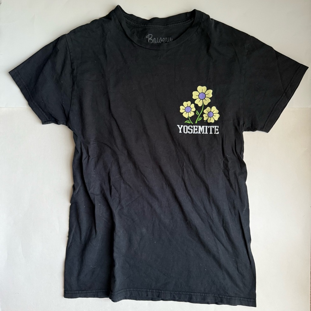 Bowery Supply Co. Women’s Black Yosemite T-Shirt - Size Small (Used)